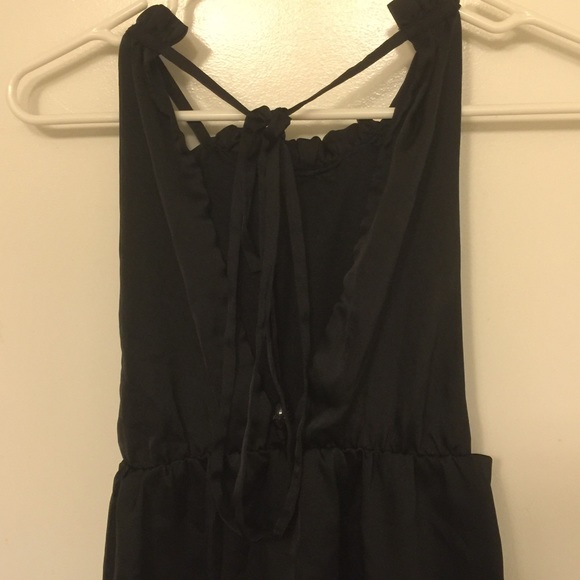 Black top - Picture 3 of 4