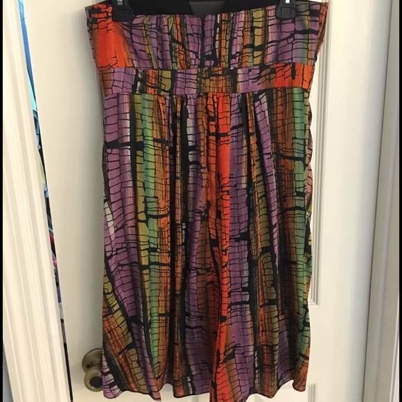 ❗️make offer❗️BCBGeneration Strapless Dress - Picture 4 of 4