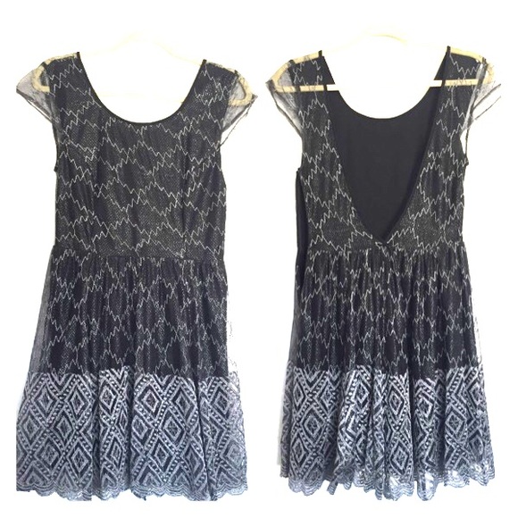 ✳️sold✳️Black shimmery dress