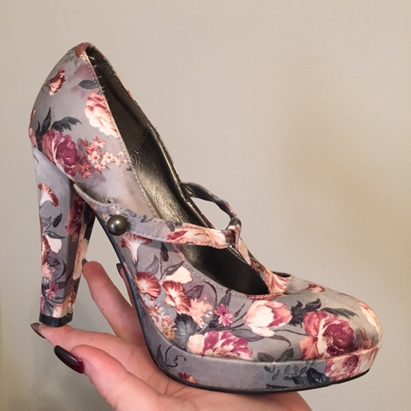 Mary Jane floral heels.