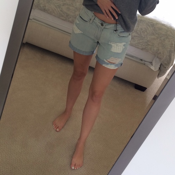 📍SOLD📍NWT Paige's Shorts - 26 - Picture 3 of 4