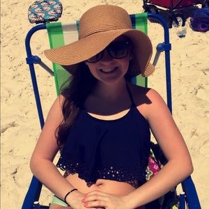 Meet your Posher, Raegan