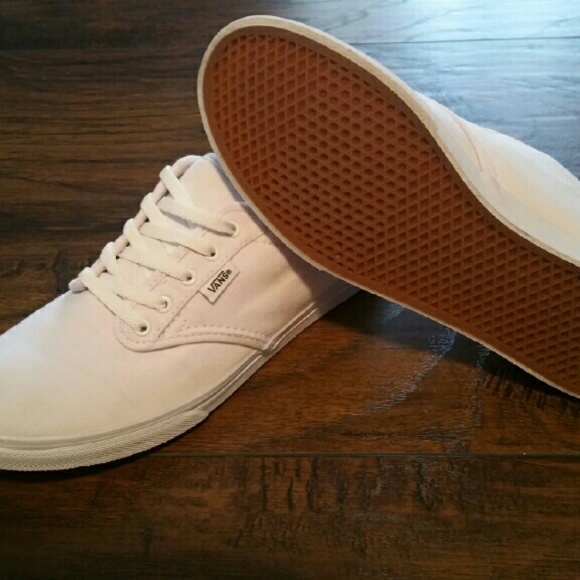 ladies white vans shoes