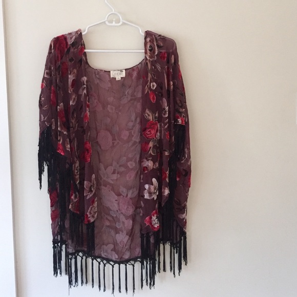 Floral fringe kimono