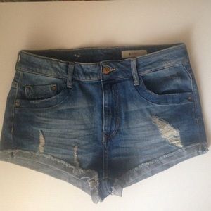 H&M high waisted denim shorts