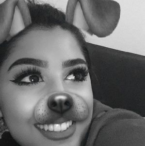 Meet your Posher, Lily