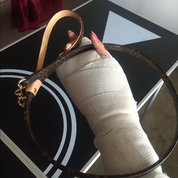 Louis Vuitton dog leash - Picture 3 of 4