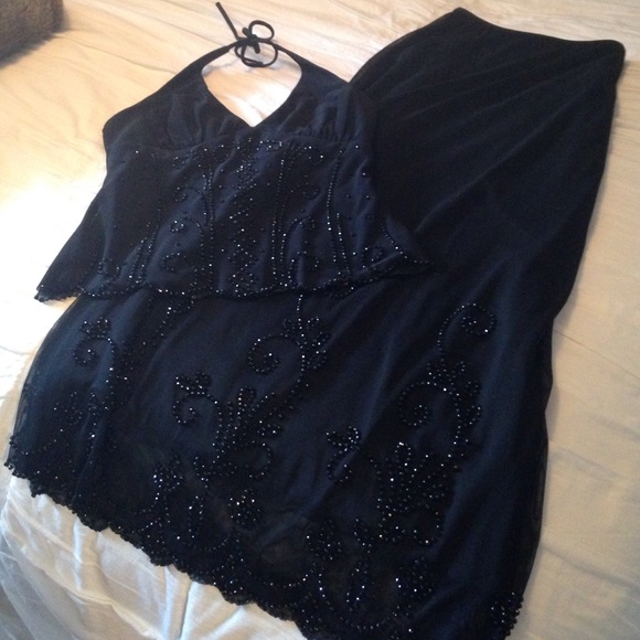 ✅SOLD✅💃Black formal two piece gown💃🏻