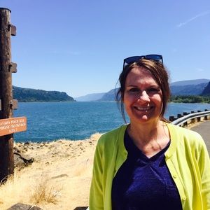 Meet your Posher, Tina