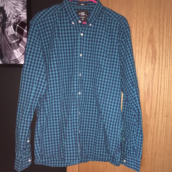 Men's or woman's flannel size: large