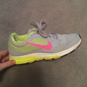 Nike gym shoes