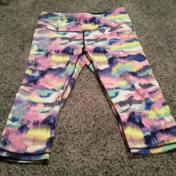 VS Knockout crop sport pants