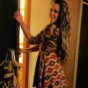 Meet your Posher, Laura