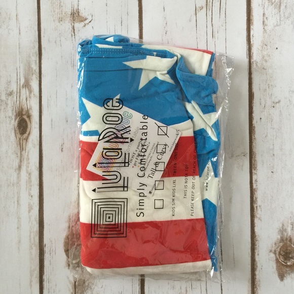 LuLaRoe American Flag Tall and Sexy Leggings