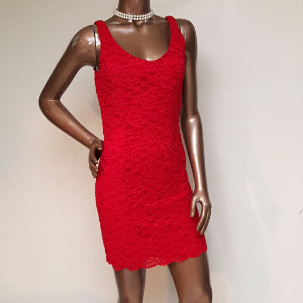 Deep Sweet Heart Red Lace Dress by Granite