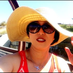 Meet your Posher, Marie