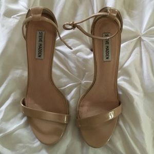 Steve Madden nude heels