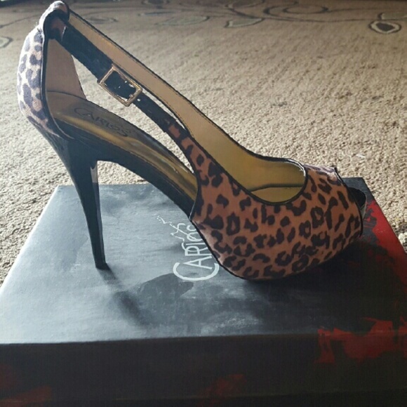Leopard Carlos Santana Peep Toe Heels