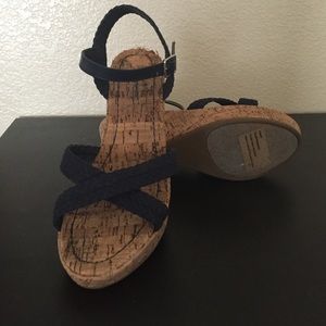 Maurice's navy blue wedges
