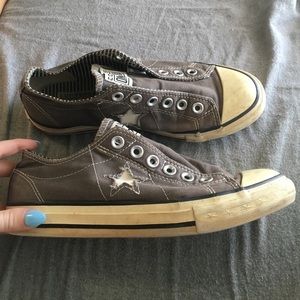 Gray converse sneakers