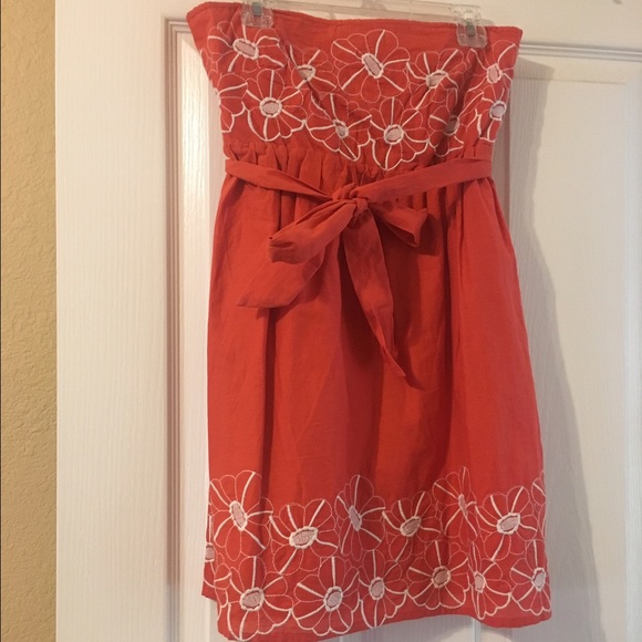 Orange strapless dress