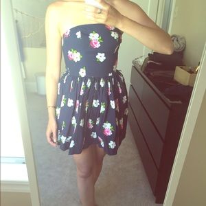 Abercrombie and Fitch strapless dress