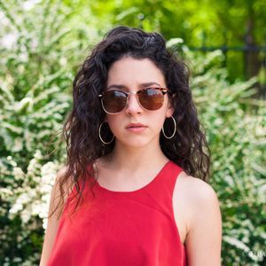 Meet your Posher, Julia