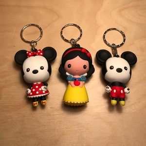 Disney Mickey and Minnie Key Chain Set