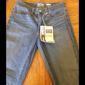 Levis Strauss boot cut style denim  jeans