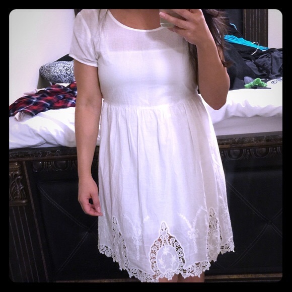 Monteau cotton white dress w slip size L large