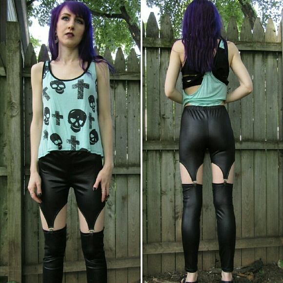 Suspender leggings