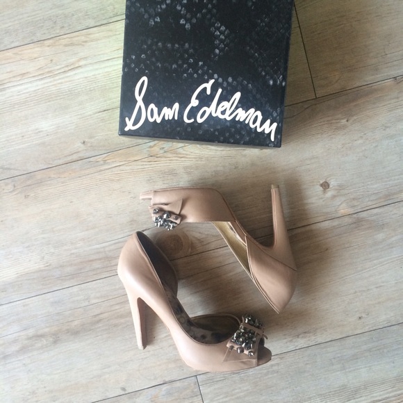 Sam Edelman Shoes - Sam Edelman S-Lorna Studded Bow Heels