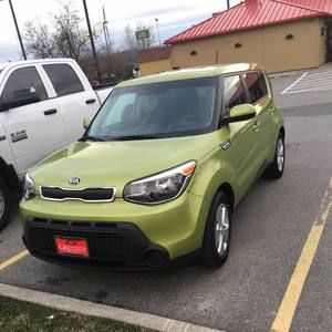 Meet your Posher, April