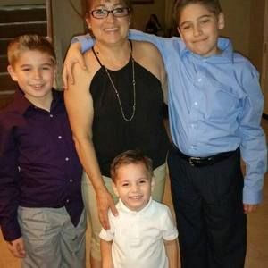 Meet your Posher, Maria elena