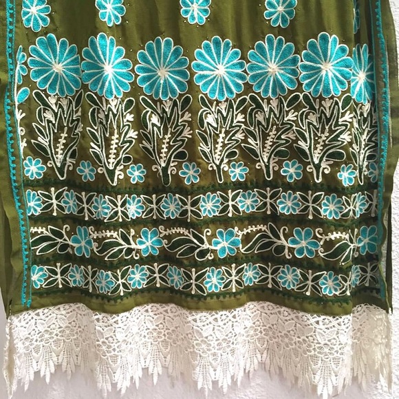 Oh, the beauty tunic/swimsuit coverup - Picture 4 of 4