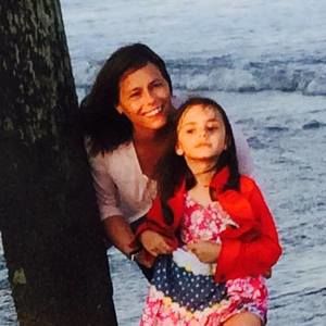 Meet your Posher, Rebecca