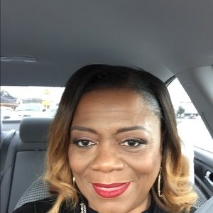 Meet your Posher, Renee