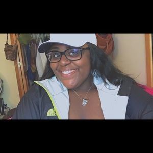 Meet your Posher, Stevena