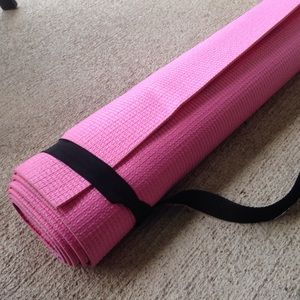 REVERSIBLE PINK CAMO YOGA MAT