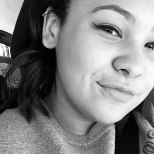 Meet your Posher, Makayla