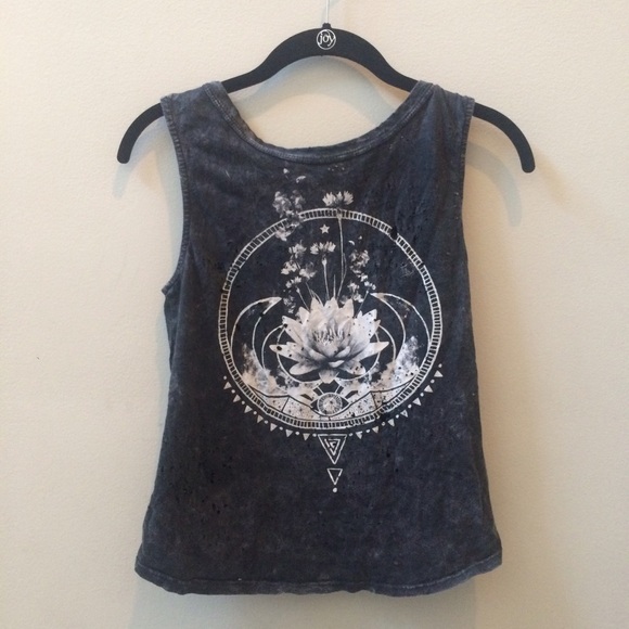 Urban Outfitters Graphic Open-Back Tank - Picture 1 of 3