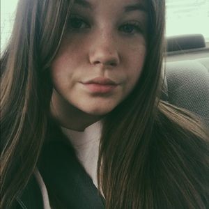 Meet your Posher, Jade