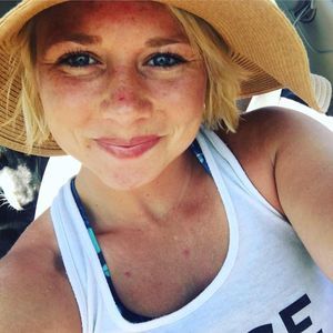 Meet your Posher, Levi