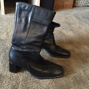 Leather boots, mid calf length