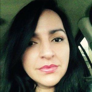 Meet your Posher, Isabel