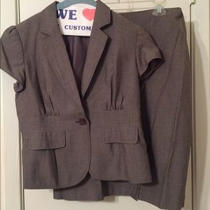 Nine West suit