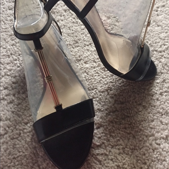 New black Nine West heels sz 8