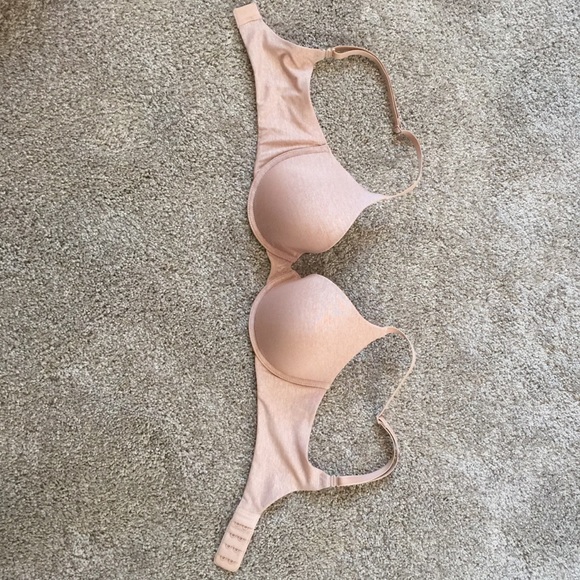 VICTORIA'S SECRET bra uplift semi Demi sz 32C