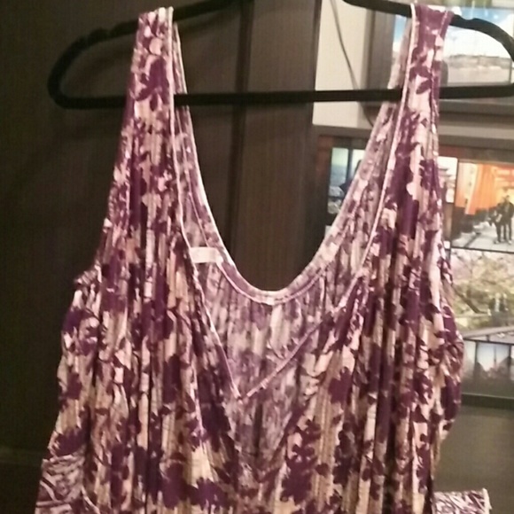 Free people open shoulder floral top - Picture 3 of 5