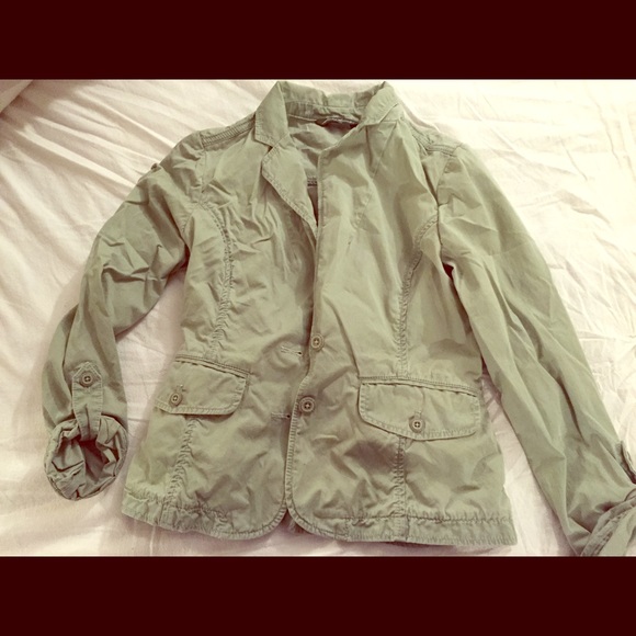 Eddie Bauer lightweight travel jacket.